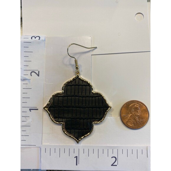 Earrings Quatrefoil Black & Gold Dangle Stylish Modern Boho Etched Sophisticated - Picture 5 of 6